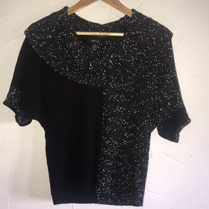 Short sleeve sweater